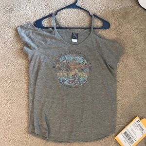 Cold shoulder gray top